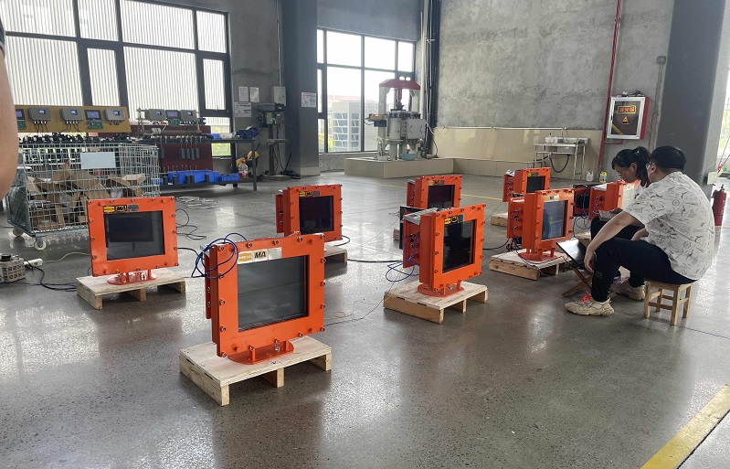 多臺防爆電腦一體機進入調(diào)試完畢，即將在煤礦生產(chǎn)中發(fā)揮大作用！